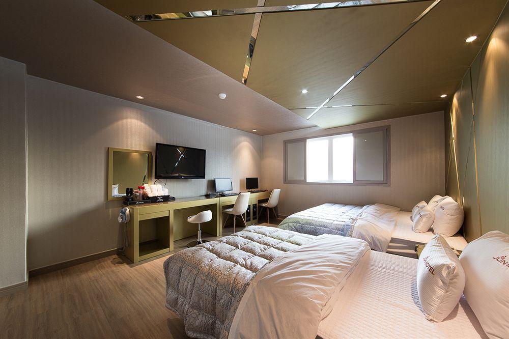 Hotel June Haeundae Busan Extérieur photo