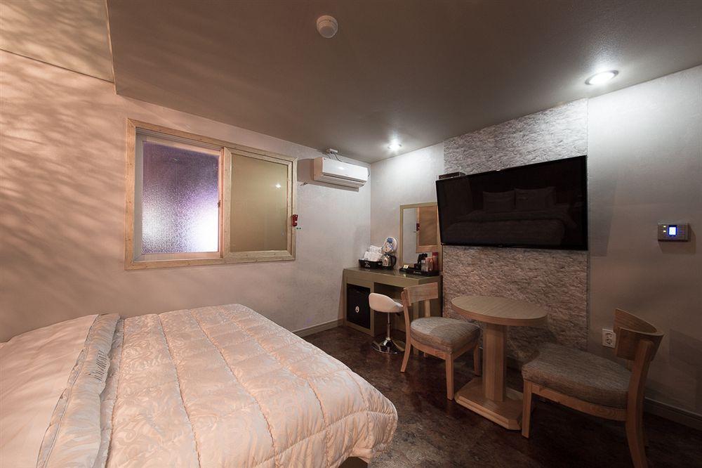 Hotel June Haeundae Busan Extérieur photo