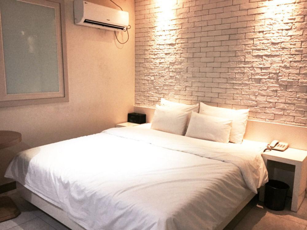 Hotel June Haeundae Busan Extérieur photo