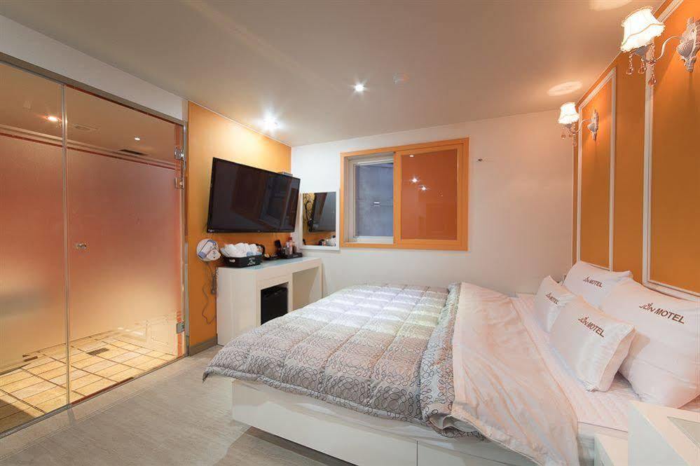 Hotel June Haeundae Busan Extérieur photo